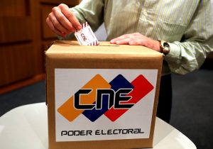 VENEZUELA: CNE confirma la candidatura de aspirante opositor