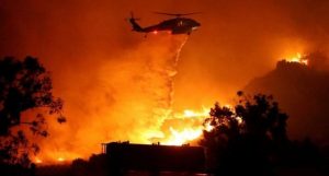 CALIFORNIA: Temporal da un respiro y permite progresos contra el fuego