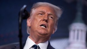 EU: Trump replica demócratas: Donde Biden ve oscuridad yo veo grandeza