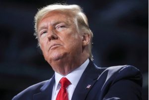 EEUU: Facebook y Twitter castigan cuentas de Trump por violar reglas