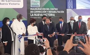 Medina encabeza inauguración de la primera fase cárcel Nueva Victoria