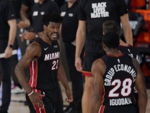 Miami pone contra la pared a los Bucks; Houston derrota a los Lakers