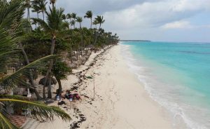 El turismo se desploma un 87.4 % en agosto en la República Dominicana