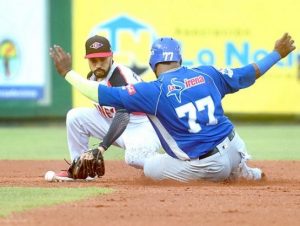 Tigres y Leones se alistan para la temporada de beisbol invernal