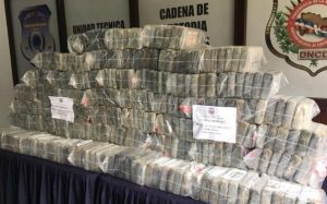 LA ROMANA: Detectan 350 paquetes de cocaína; apresan a seis personas