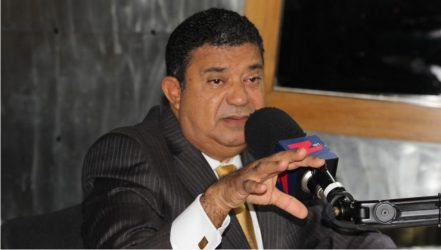 Euclides Sánchez se va de FP, dice fue desconsiderado e irrespetado