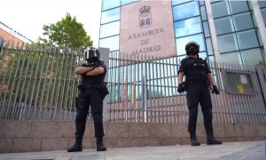 ESPAÑA: Por COVID, Madrid restringe desde este lunes movilidad en 37 áreas
