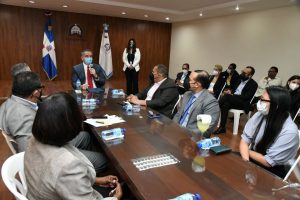 Cabrera pide alcaldes Santo Domingo incentivar programas creativos