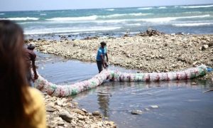 PUERTO PLATA: Colocan biobardas para evitar contaminación de playas