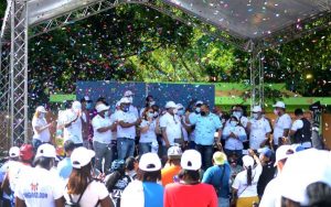 Alcaldía e INTRANT inauguran primera ciclovía en Santo Domingo Norte