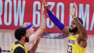 Lakers a un paso de llegar a la final de la Conferencia Oeste de la NBA