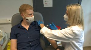 OMS cree la vacuna para COVID-19 podría estar lista a fin de año OMS cree la vacuna para COVID-19 podría estar lista a fin de año