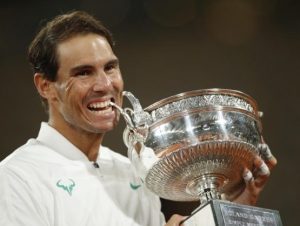 Rafa Nadal logra ante Novak Djokovic su 13 Roland Garros; llega 20 grandes