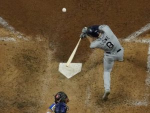 Rays de Tampa vencen a los Dodgers para igualar Serie Mundial de Beisbol