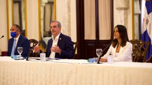 Presidente Abinader presenta plan de licitación para implementar la red 5G