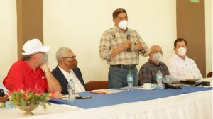 El Gobierno busca garantizar la producción de leche R.Dominicana