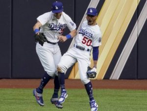 Dodgers apabullan a Tampa y dominan primer partido de la Serie Mundial