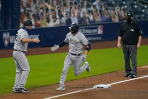 Yanquis y Astros obtienen triunfos en series divisionales de Grandes Ligas