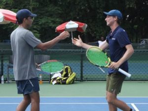 Gandini y Dickson levantan el trofeo de dobles en la Copa Mangulina