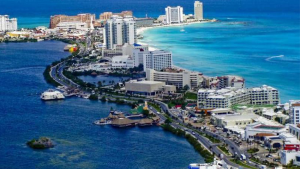 TURISMO: Cancún en alerta ante la llegada del huracán Delta