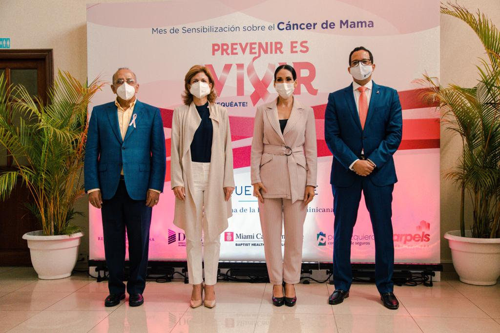 Primera Dama encabeza acto campaña prevención del cáncer de mama imagen