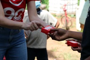 Colgate-Palmolive dona miles de jabones para enfrentar COVID-19