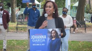 NUEVA YORK: Dominicana Johanna García​ lanza candidatura a concejal