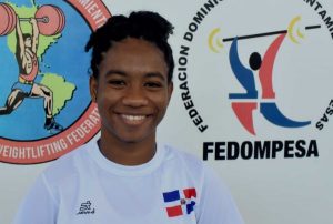 Dahiana Ortiz gana tres de oro en Panamericano Juvenil de Pesas