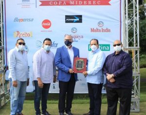 Celebran en Santiago torneo de golf interasociaciones copa MIDEREC