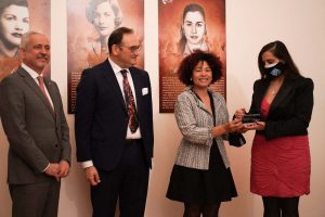 ITALIA: Embajada RD presenta exposición “Mirada de Mujer hacia la no Violencia”