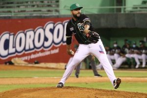 Leones vuelven derrotar a las Aguilas; Estrellas y Toros dividen doble jornada