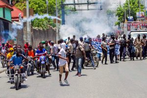 Caos en la capital de Haití con nueva protesta grupo policial Famtom 509