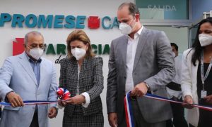 Promese/Cal inaugura Farmacia del Pueblo más grande y moderna de RD