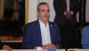 Bajo críticas lineamientos en política exterior del gobierno dominicano