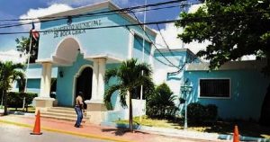 BOCA CHICA: Investigan Alcaldía por contrato para recogida de la basura