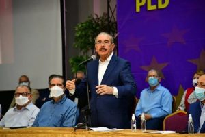 Danilo expresa indignación por arresto de sus hermanos y de ex funcionarios