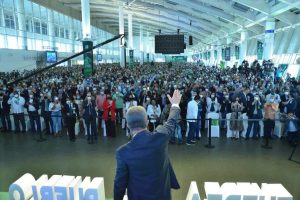 Leonel Fernández advierte Fuerza del Pueblo no dará cabida al grupismo Leonel Fernández advierte Fuerza del Pueblo no dará cabida al grupismo