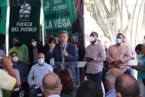 Leonel Fernández dice FP se posiciona como primer partido de la oposición