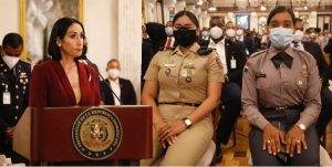 Abinader entrega más de 500 carnets premium Senasa a miembros CUSEP