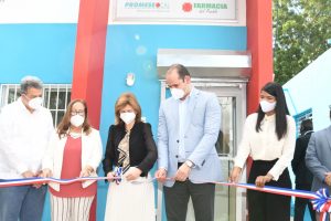 Promese inaugura tres farmacias en Santiago y Santiago Rodríguez