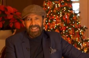 Juan Luis Guerra lanza su nuevo trabajo en el día de Navidad