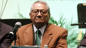 MEXICO: Armando Manzanero sigue intubado pero estable, dice su familia