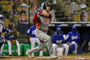 Franchy Cordero y Brett Sullivan dan cuadrangulares en victoria de Leones Franchy Cordero y Brett Sullivan dan cuadrangulares en victoria de Leones