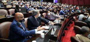 Diputados autorizan PE emita RD$291 mil millones para la deuda pública