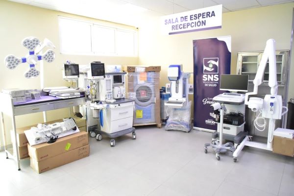 SNS entrega equipos a ocho hospitales valorados en 49 millones de pesos imagen