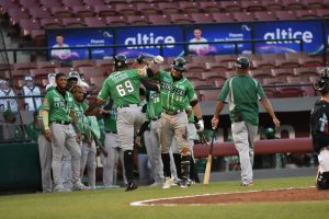 Rainer Rosario y Vladimir Guerrero Jr. conectan dos jonrones en beisbol RD