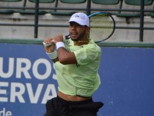 Hardt y Bertran debutan con victorias en M15 Santo Domingo de Tenis