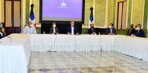 Gobierno de la República Dominicana incrementará 30% salario de médicos