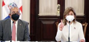 Nuevas restricciones por COVID-19 en RD generan reacciones encontradas