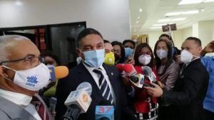 Senador PLD ve “sospechoso” PN no presente informe asesinato pastores